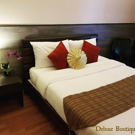 Maninarakorn Hotel Chiang Mai Exterior photo