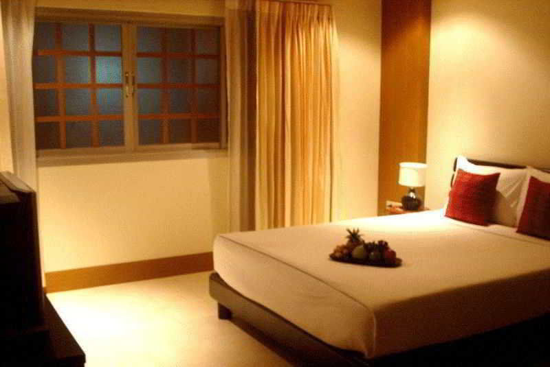 Maninarakorn Hotel Chiang Mai Exterior photo